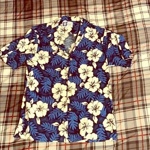 Hawaii shirt